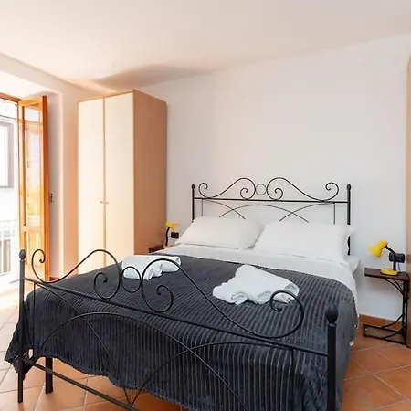 Realty Holidays Casa Lenu アパート ソレント